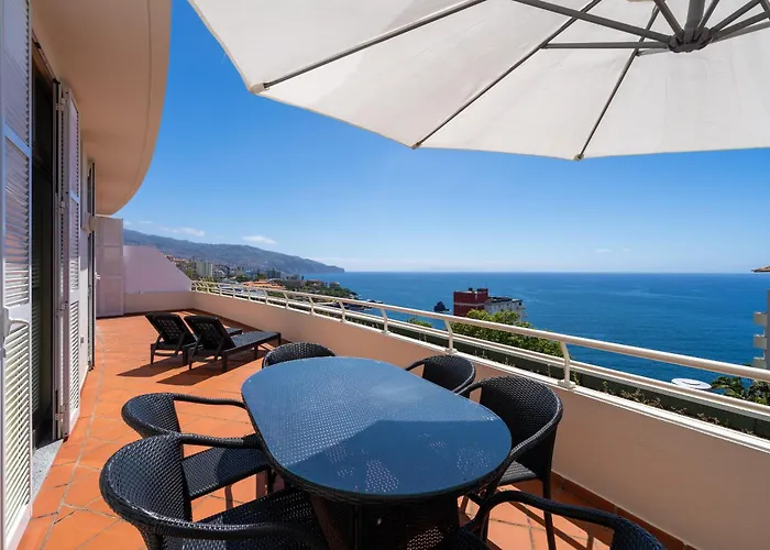 Diego Cruz Penthouse By Madeira *